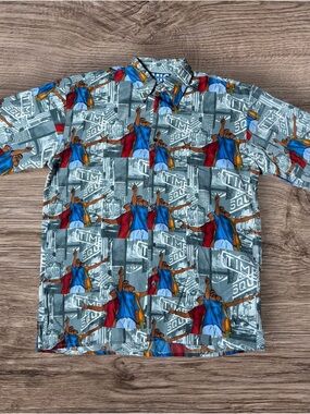 Casual Gray Short-Sleeve Button-Down Shirt with Multicolor print  vintage